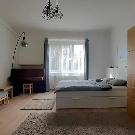 Kamocsay Vendeghaz Apartment *