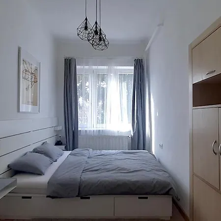 Apartment Kamocsay Vendeghaz Mor
