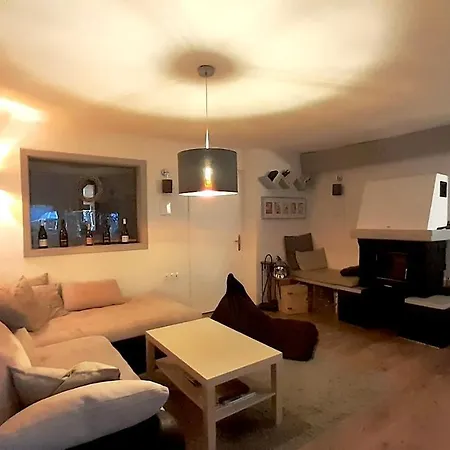 Kamocsay Vendeghaz Apartment