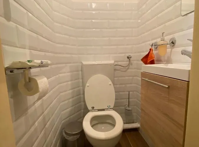 Kamocsay Vendeghaz